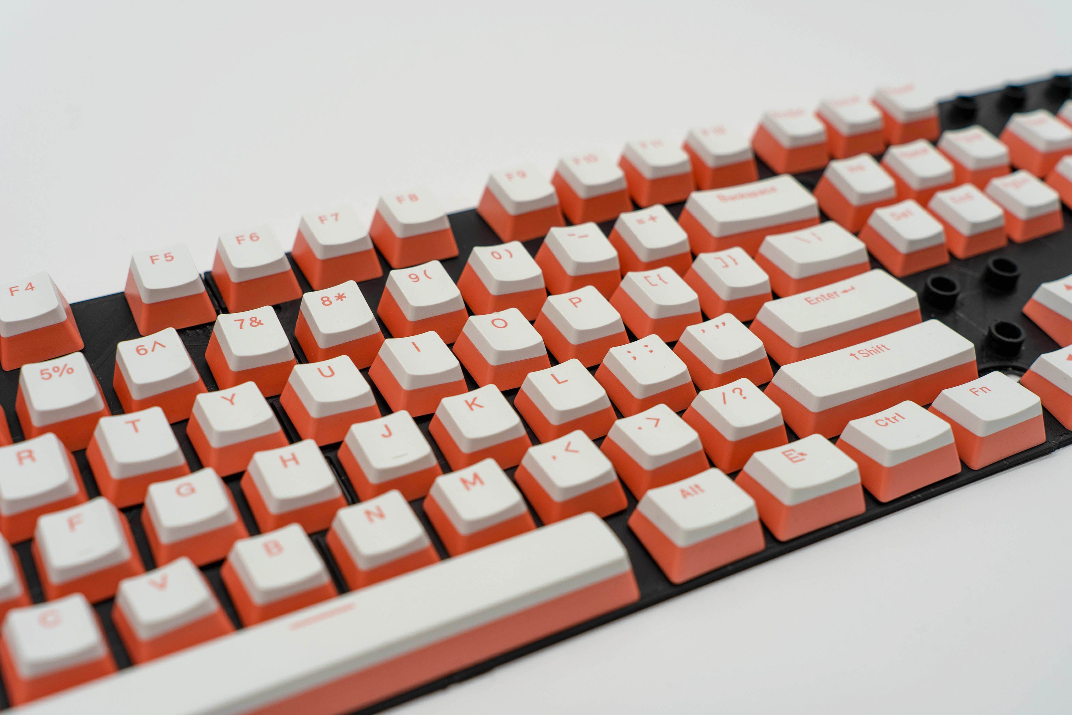 Peach Pudding Keycaps side view full set
