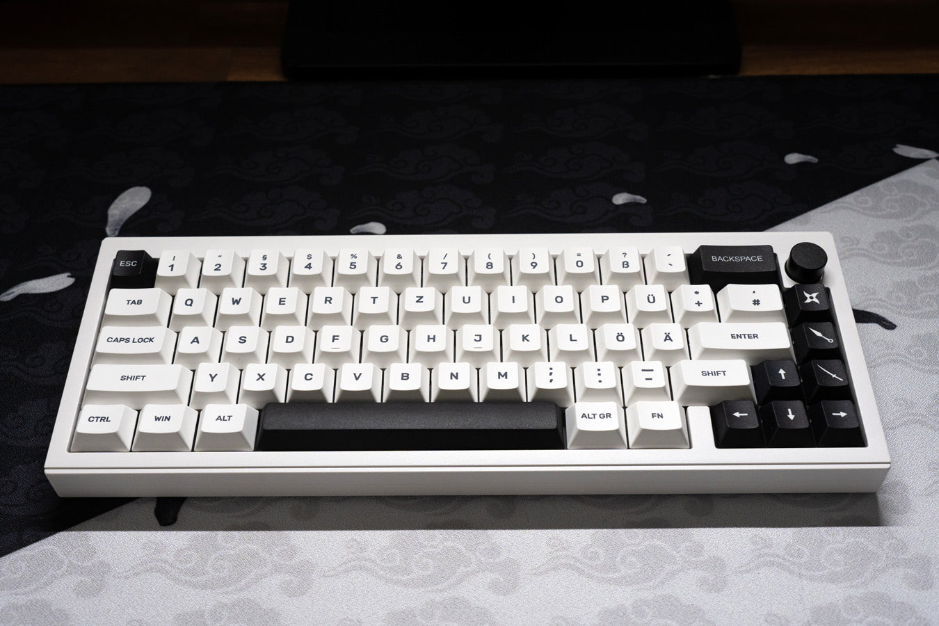 Ikigai keyboard front view on ikigai mousepad 