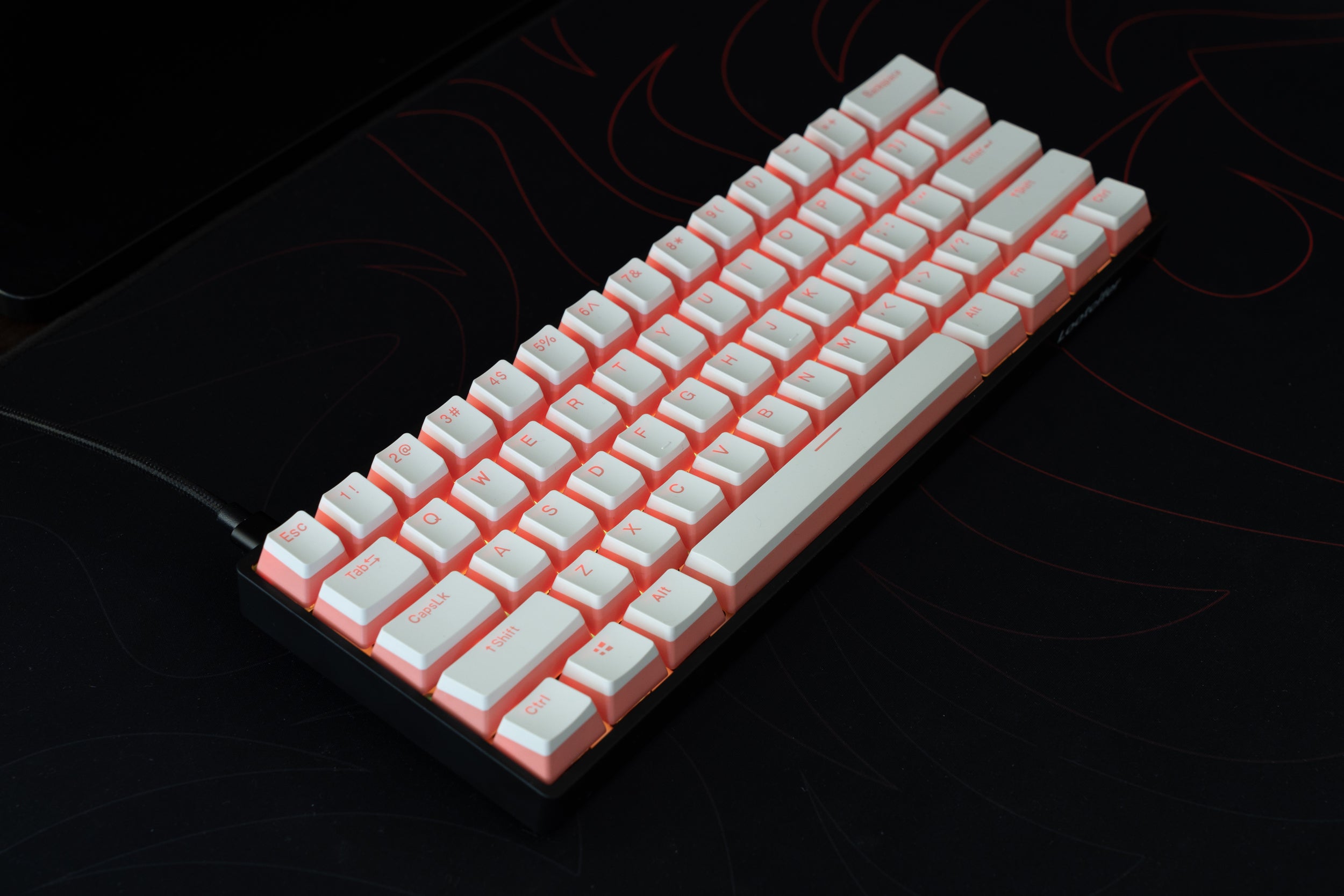 Peach Pudding Keycaps on Devil One